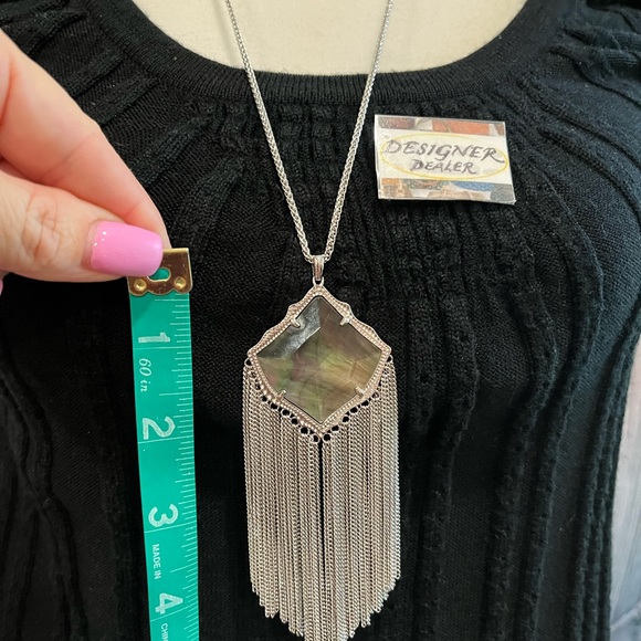 Authentic KENDRA SCOTT Kingston Tassel Necklace EUC! - Picture 5 of 9